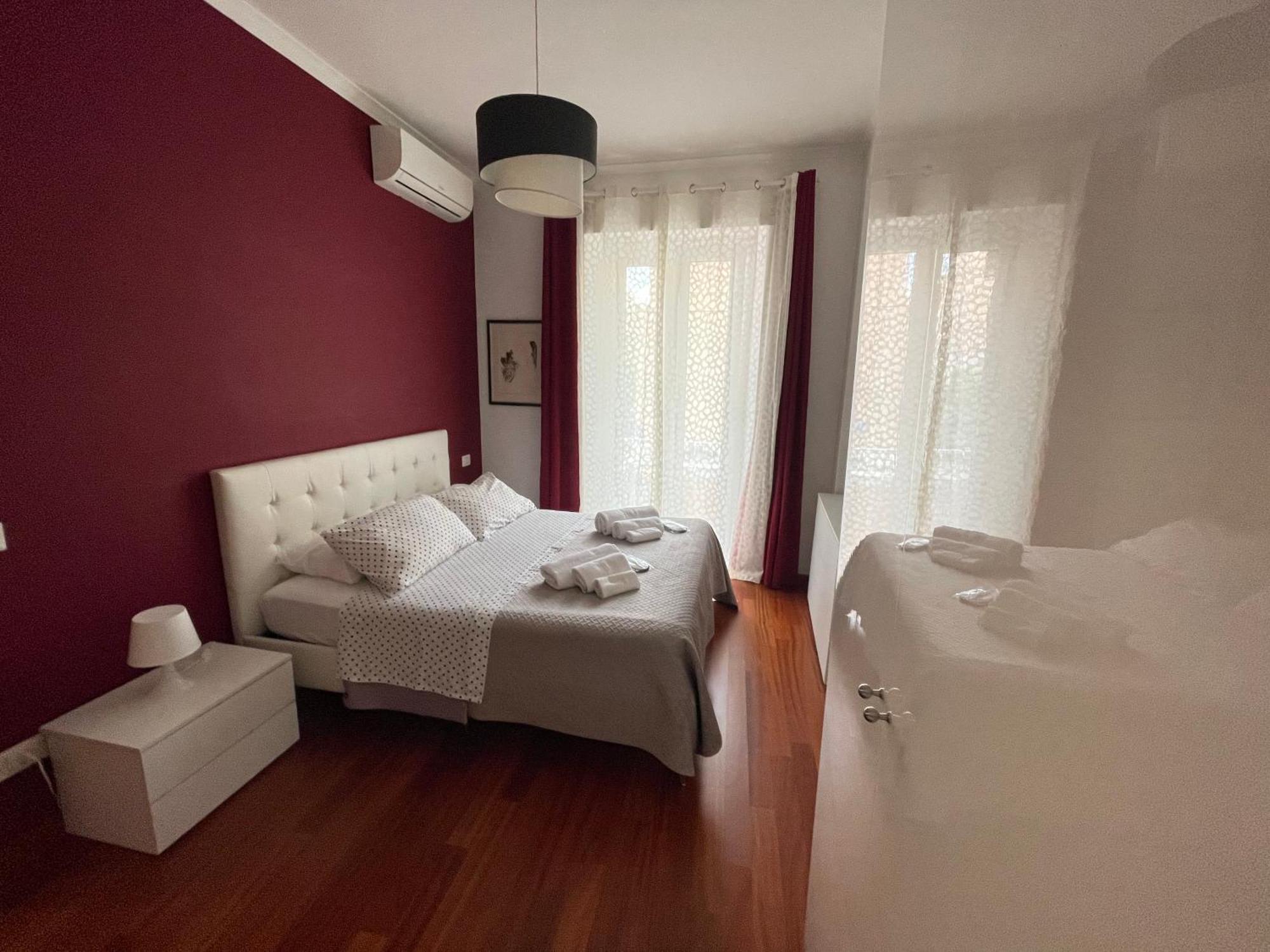 Lucens Domus Appartamento Roma Quartiere Trieste - Vicino Metro B1 - エクステリア 写真